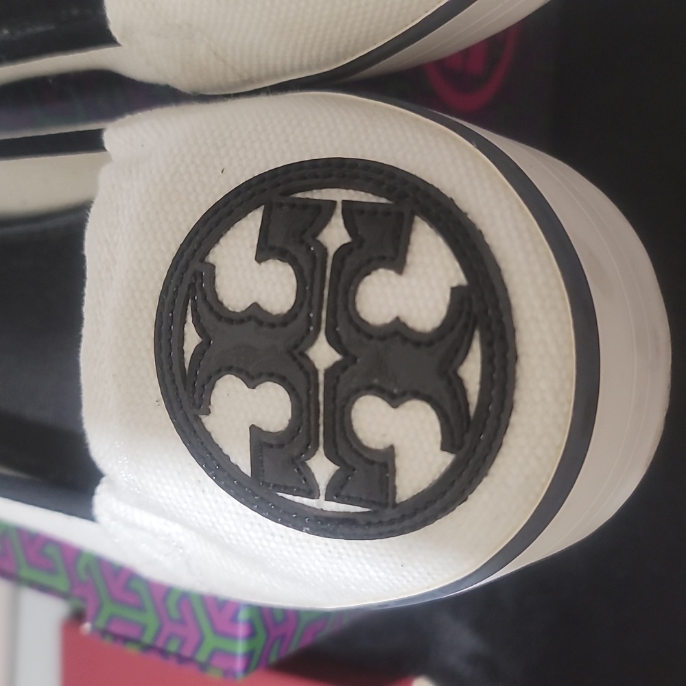 Tory Burch Slip Ons Black And White Shoes - Picture 5 of 8
